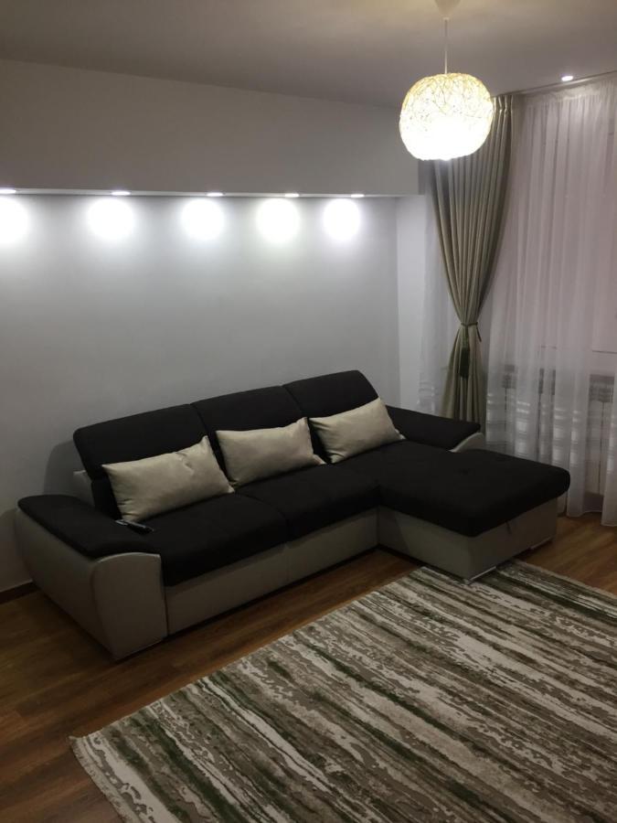 Roby Apartament Bucarest Exterior foto