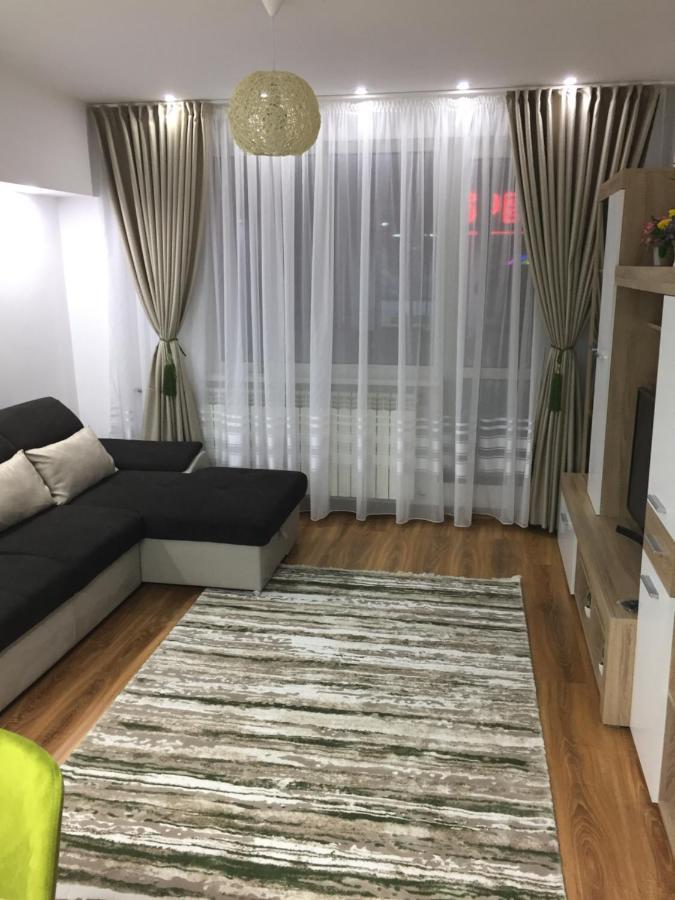 Roby Apartament Bucarest Exterior foto